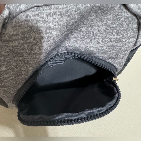 Preowned Adidas mini backpack - Picture 3 of 4